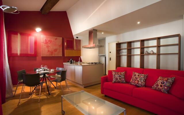 Verona For Rent Red Theater