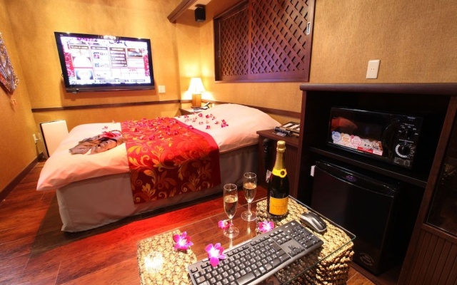 LUSSO CROCE URBAN RESORT - Adult Only – Guest Rooms – Yokohama