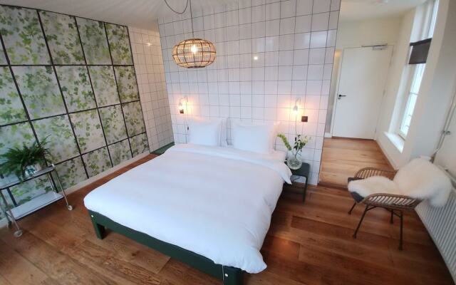 Отель Bird Deventer