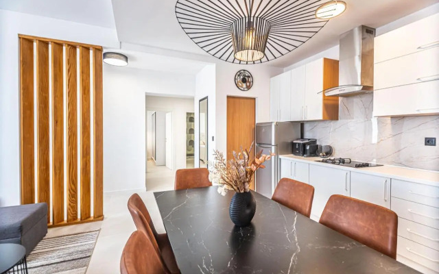 Apartment L&L