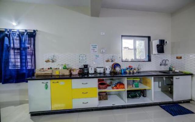 Beehive Travellers & Backpackers Hostel