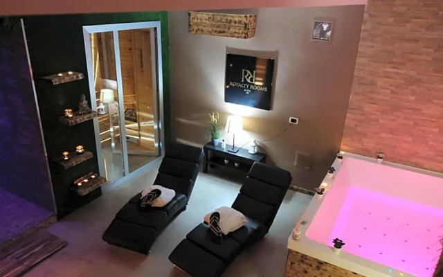 Royalty room spa