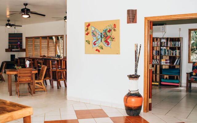Mariposa Jungle Lodge