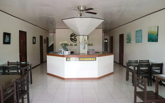 S-E Hotel and Residence