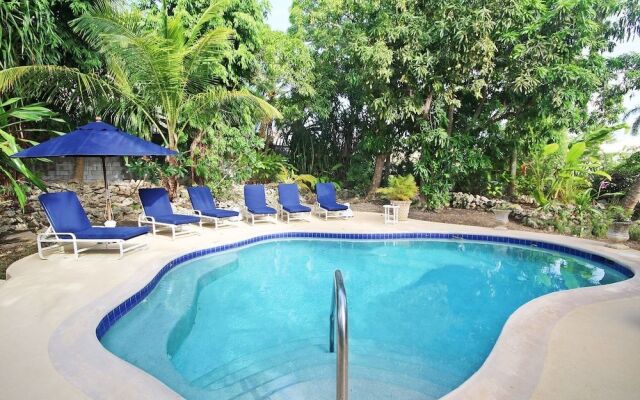 Poolside Paradise Near Beach - Pavilion Villa by Bluescape