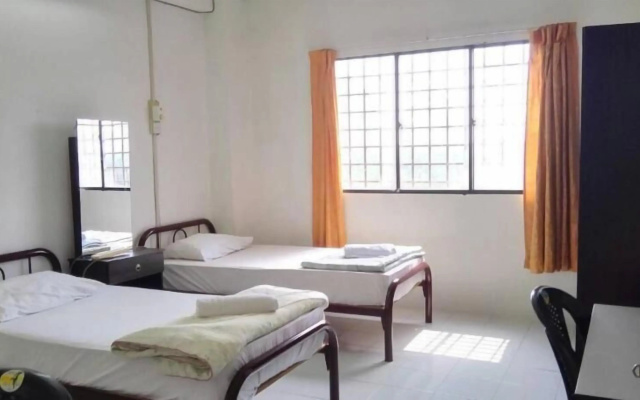 Lumut Guesthouse Apartment Hotel