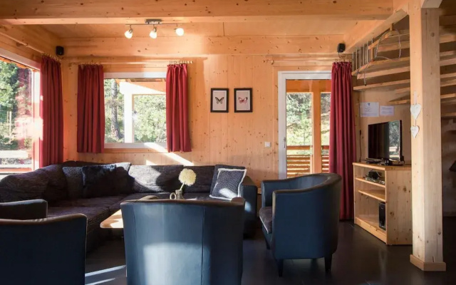 Amazing Chalet With Infrared Sauna