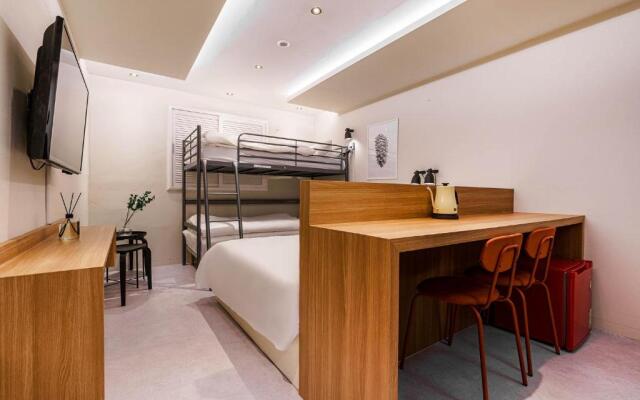 Hotel Less Seoul