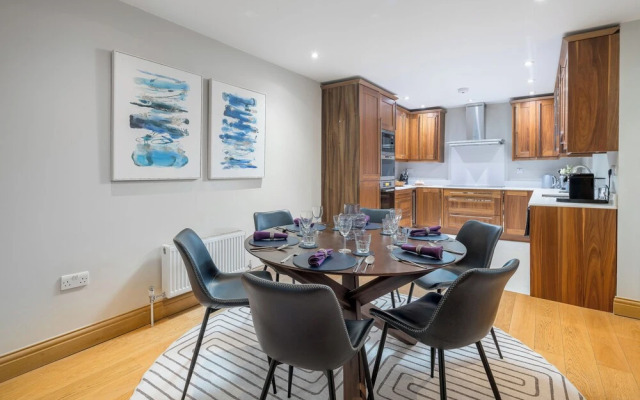 Elegant house near Regent's Park