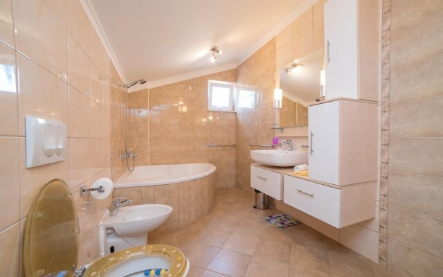 Captains Apartment Located in Rab Island Croatia