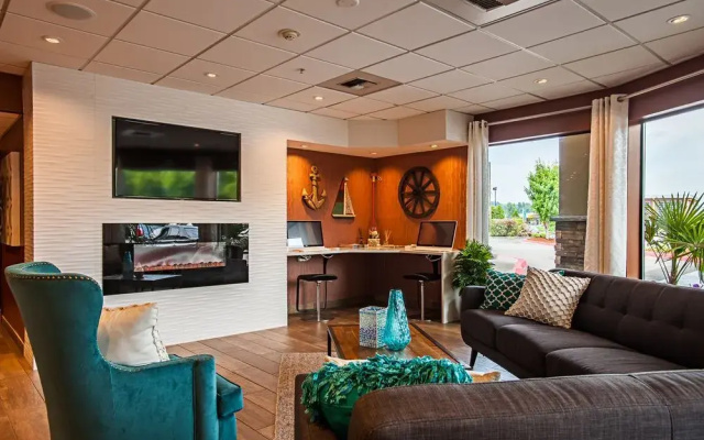 Quality Inn & Suites Pacific Seattle