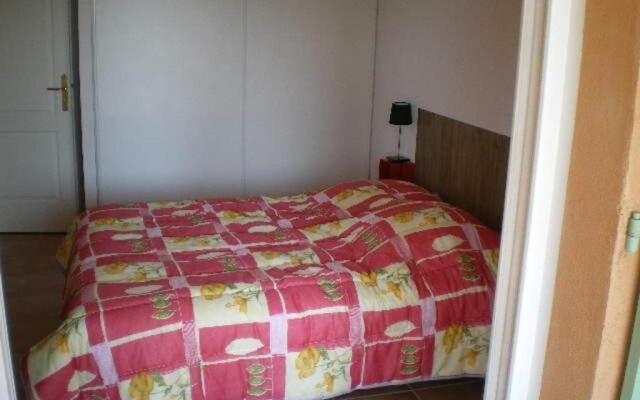 Appartement Bormes-les-Mimosas, 2 pièces, 4 personnes - FR-1-308-51