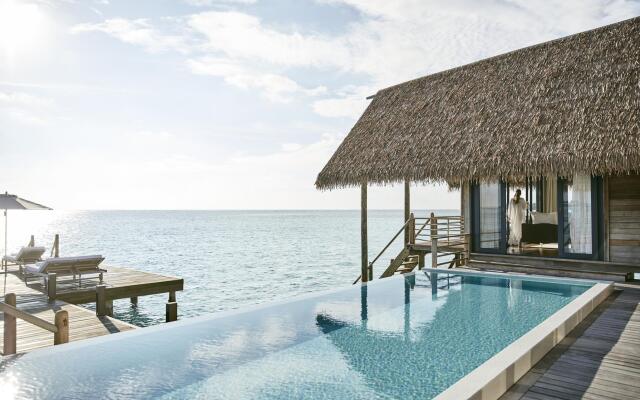 COMO Cocoa Island