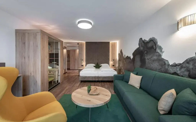 Vitaurina Royal Hotel