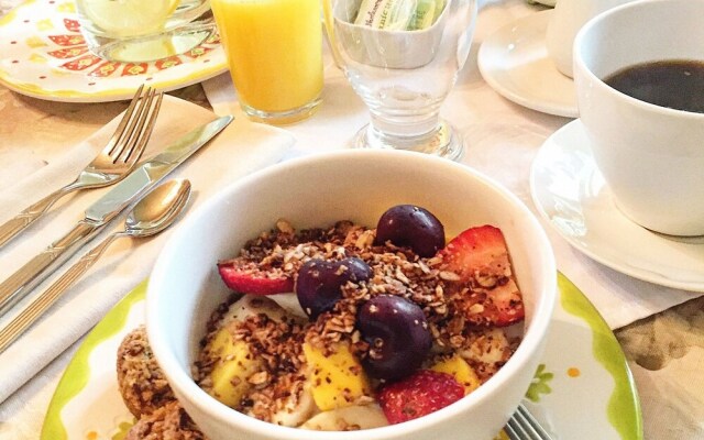 Terra Bella by the Shore