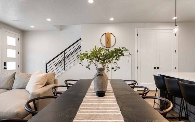 Desert Daydream 4 Bedroom Townhouse