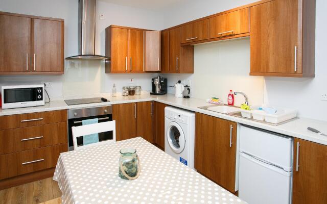 The Nautical Apartment