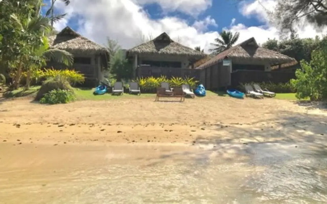 Muri Shores