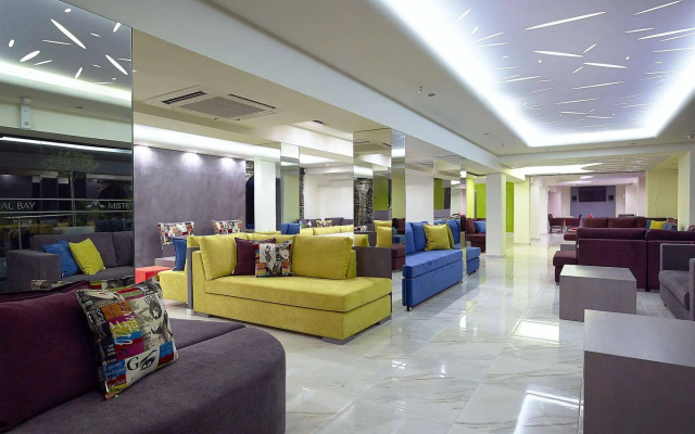 Mistral Bay Hotel