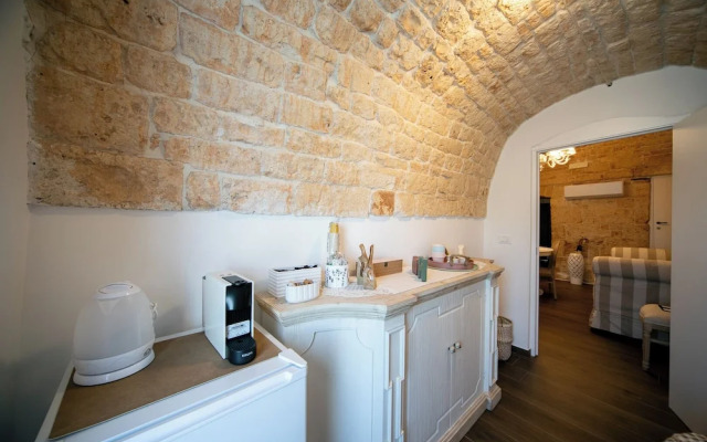 Dimore nel Tempo-Widespread Homes & Trulli