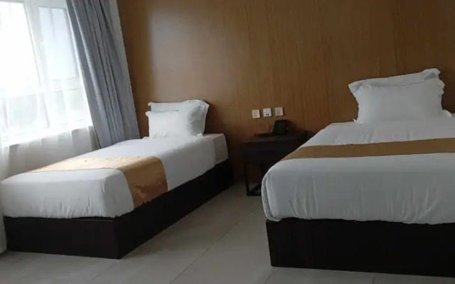 Tauese Seaview Hotel