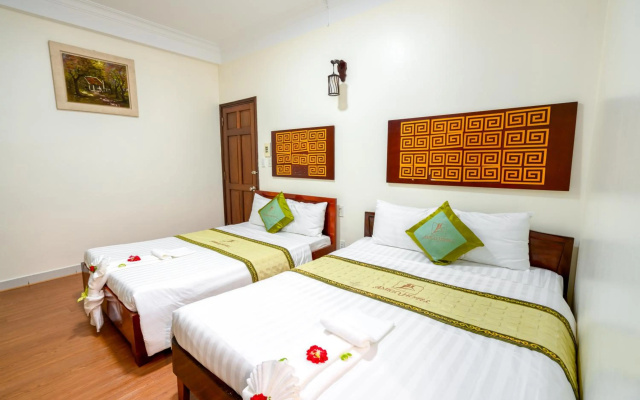 Amigo Hotel – Guest Rooms – Hue