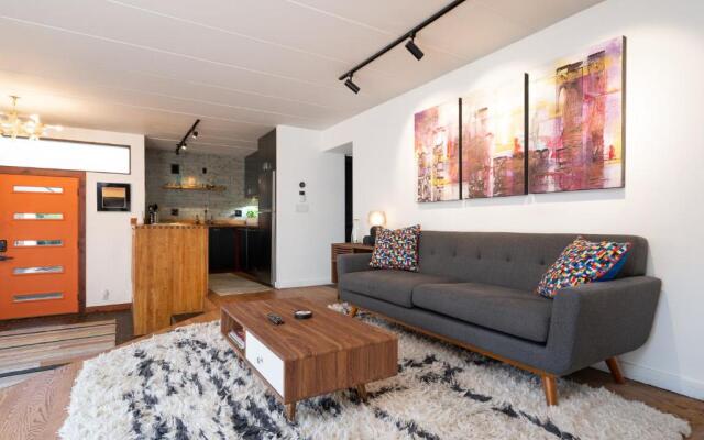 Dove's Nest - Earth Home