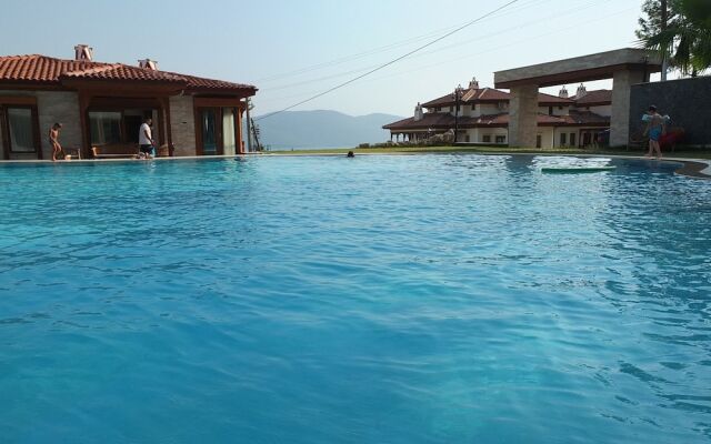 Akyaka House