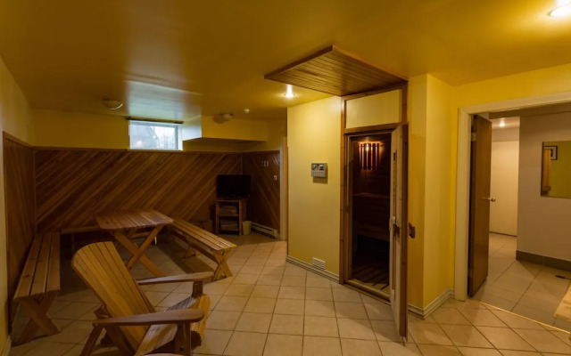Airport Hotel Mara