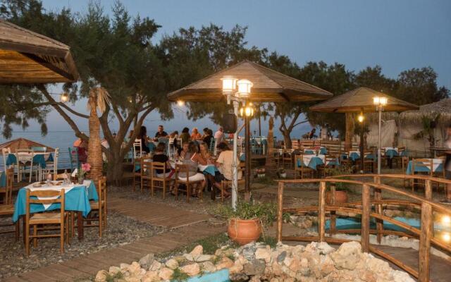 Mythos Beach Hotel