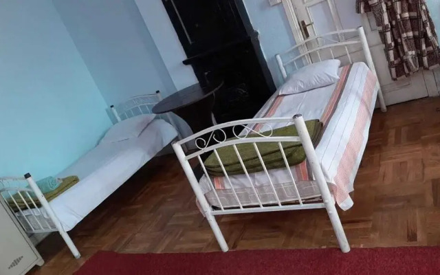 Guesthouse Burla - Hostel