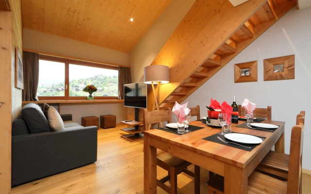 Swisspeak Resorts 3 pi ces Duplex Vercorin – Guest Rooms – Chalais