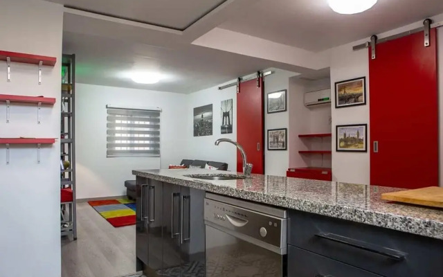 Cosy 2Bed in Madrid weasy Airport access