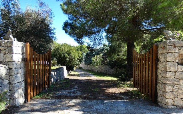 Villa Giulia - Immersa Nella Natura Vicino Al Mare