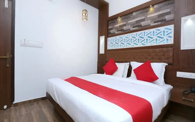 Hotel Qube by OYO Rooms