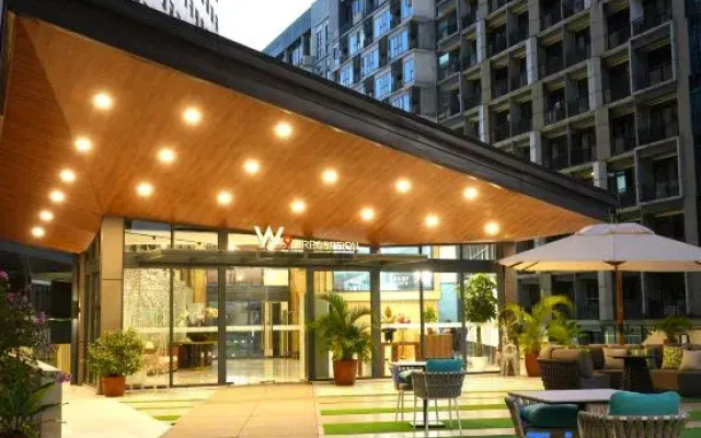 W9 Hotel and Resorts near Manila Airport