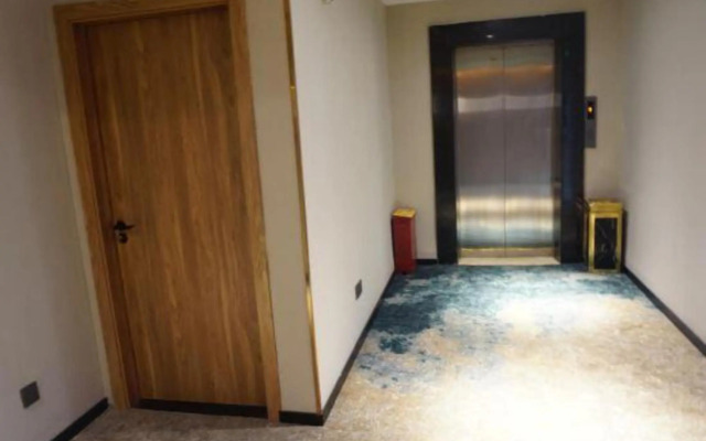Yuefeng Boutique Hotel (Longyandong Station)