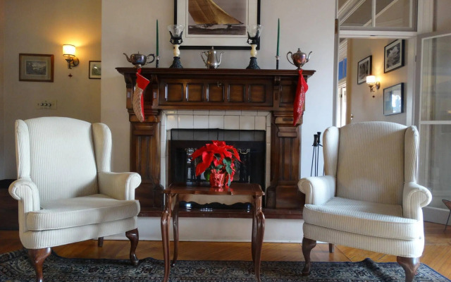 Hochelaga Inn
