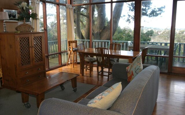 Sidneys Retreat