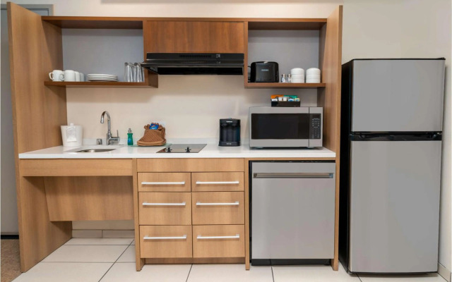 Home2 Suites by Hilton Corona