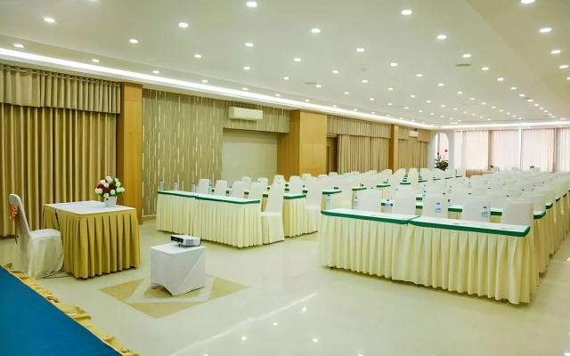 Legacy Riverside Danang Hotel