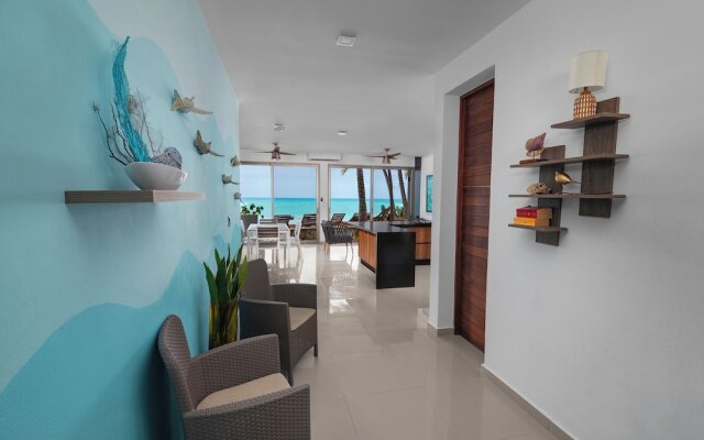 Angelina 28 Beachfront and Family Apartments - Modern and Relaxing Long Stays (20 min from Cancun Airport)