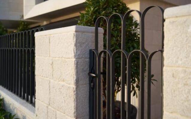 Corso Levante Luxury Suites Dobrota