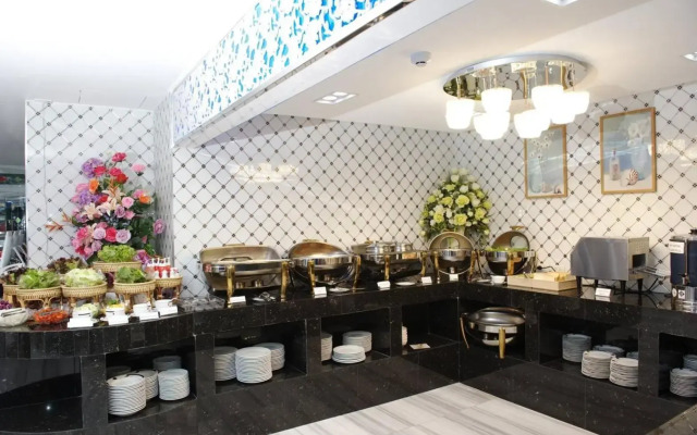 Top High Airport Link Hotel