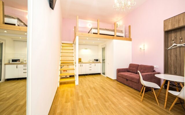 Апартаменты в 1 минуте от Львовского оперного театра