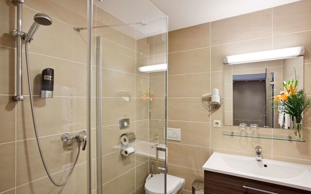 Reinisch Just Rooms