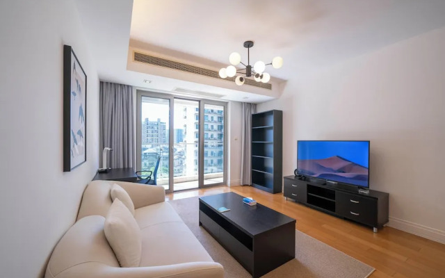 Tyms 1BR 1BA Apt Xujiahui Metro