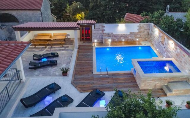 Pool Villa David Brač Island