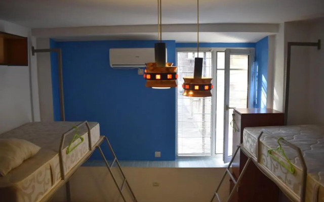 Sleep Studio Hostel