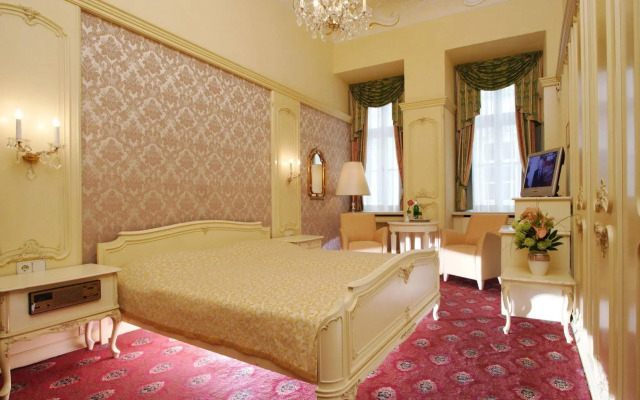 Schlosshotel Römischer Kaiser